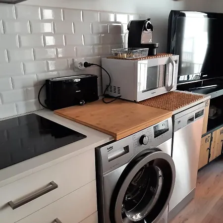 Apartment Centre *
